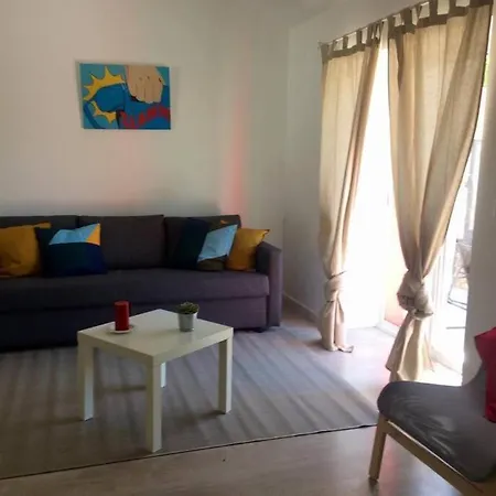 Casa Rouge With Swimming Pool Tatil Evi