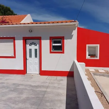 Tatil Evi Casa Rouge With Swimming Pool