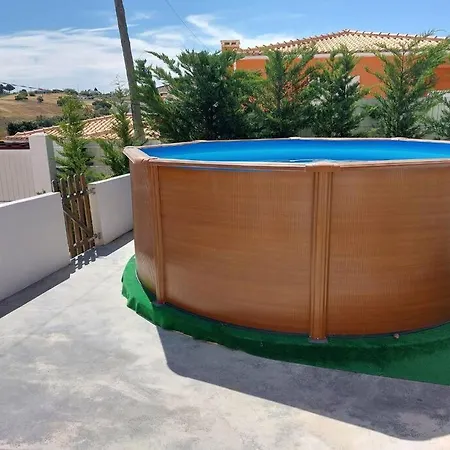 Casa Rouge With Swimming Pool Sesimbra