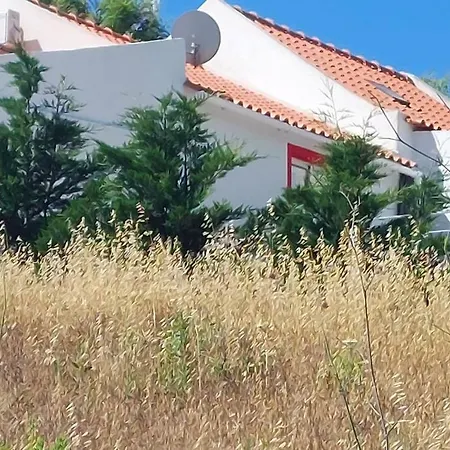 Casa Rouge With Swimming Pool * Sesimbra